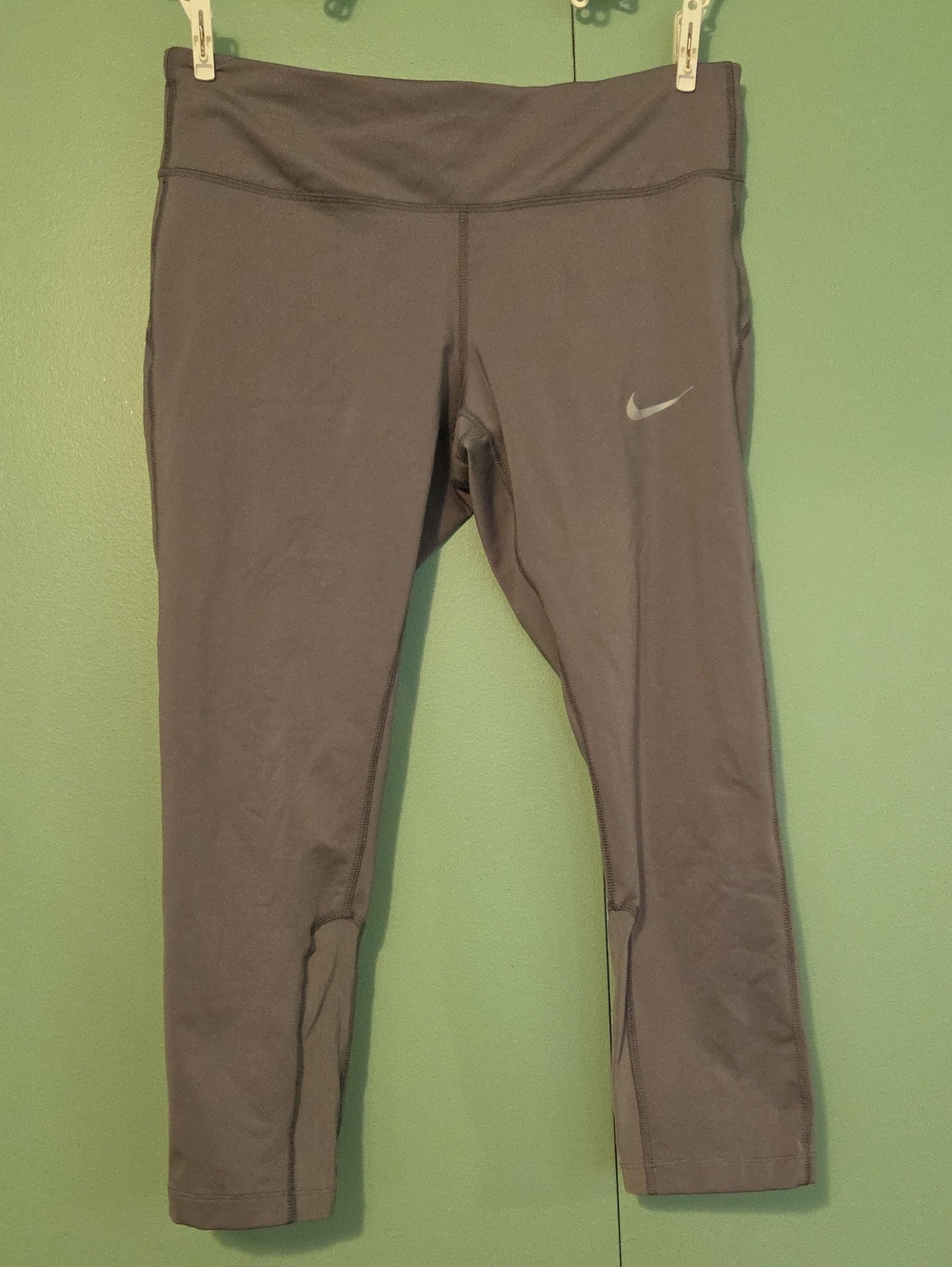 Nike Grau Capri Size Medium